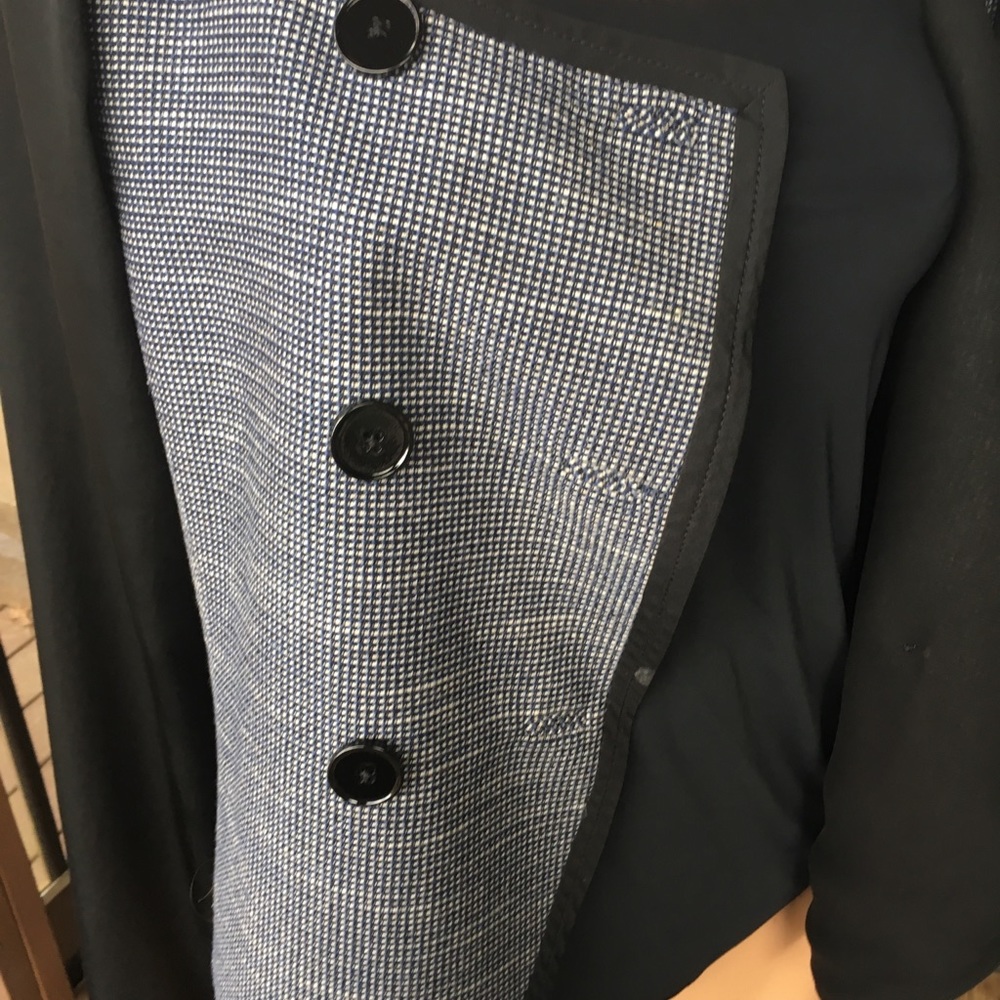 GAP B&W Button-Up Jacket - Picture 5 of 9